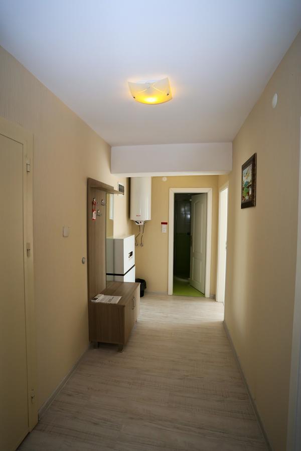 Apart Hotel Central Momcsilgrad Kültér fotó