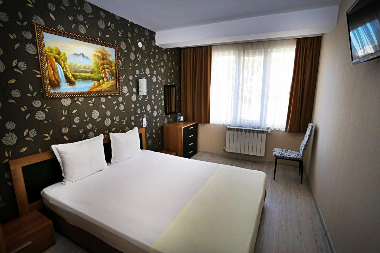 Apart Hotel Central Momcsilgrad Kültér fotó