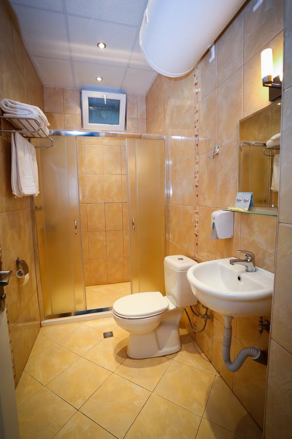 Apart Hotel Central Momcsilgrad Kültér fotó
